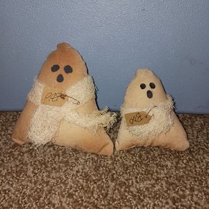 Set of 2 cute primitive ghost basket fillers